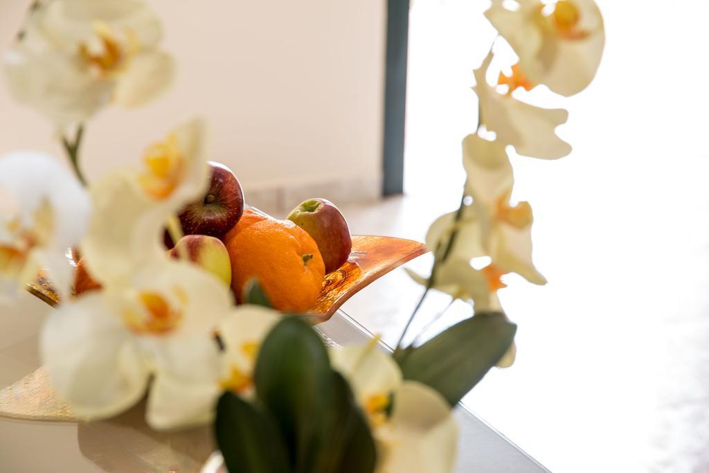 Dina Apartments Razata ภายนอก รูปภาพ