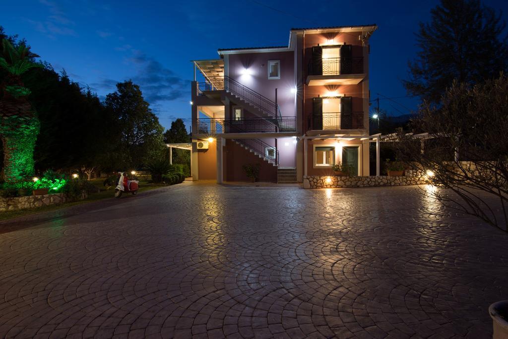 Dina Apartments Razata ภายนอก รูปภาพ