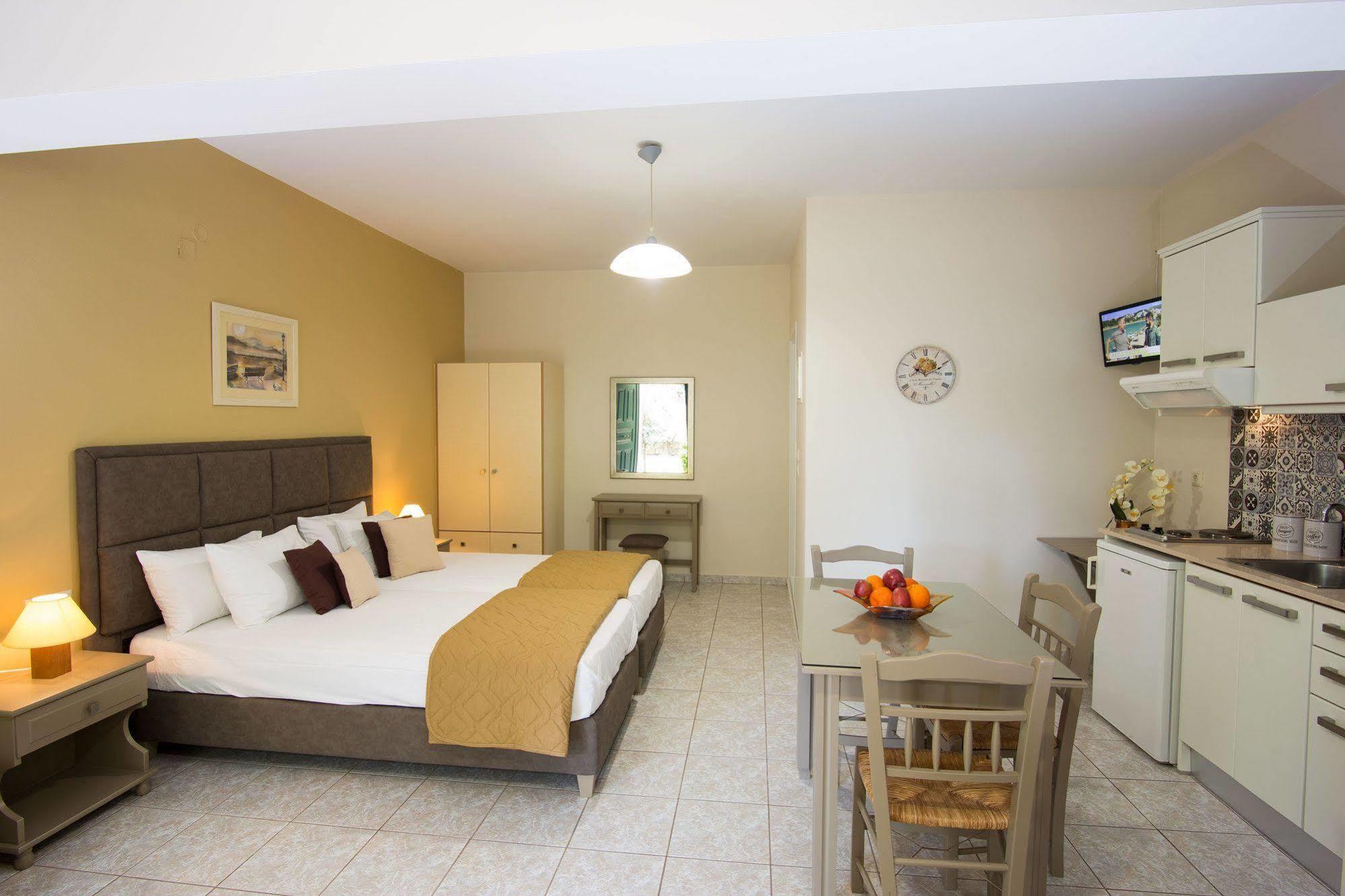 Dina Apartments Razata ภายนอก รูปภาพ