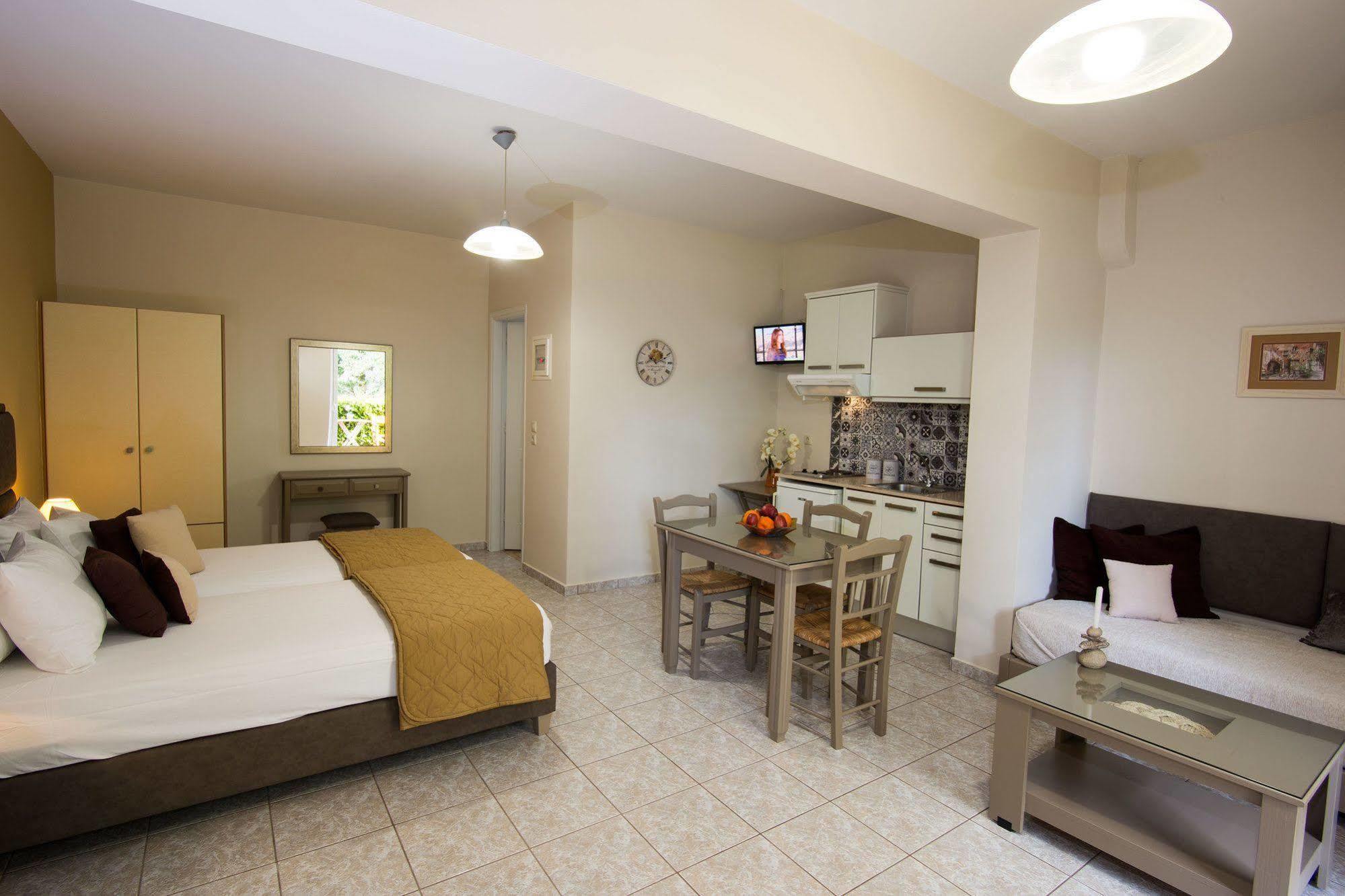 Dina Apartments Razata ภายนอก รูปภาพ