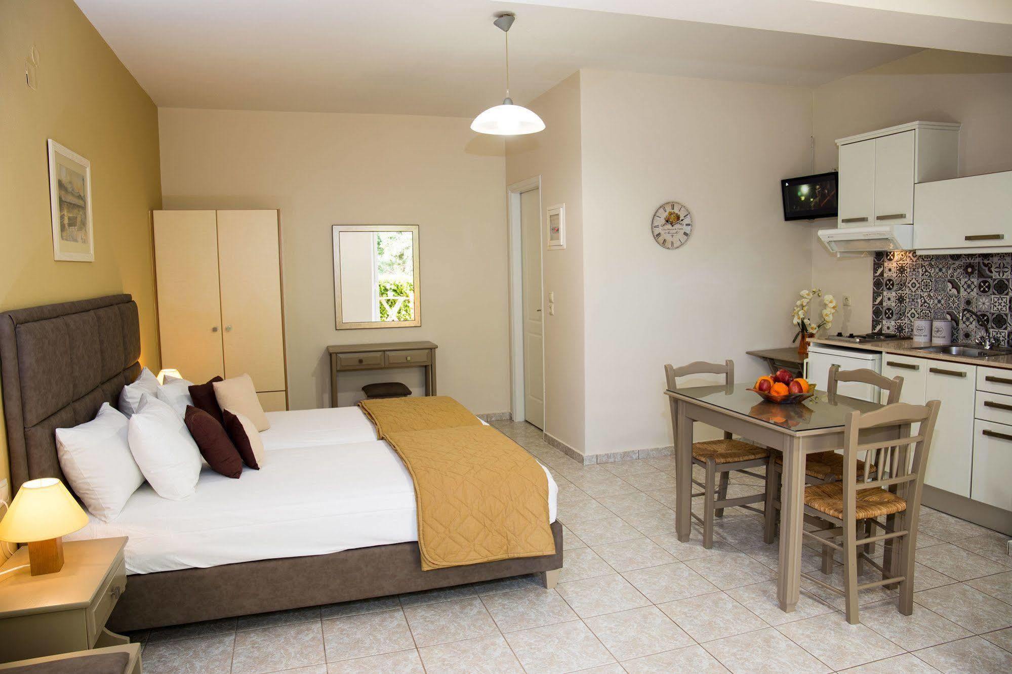 Dina Apartments Razata ภายนอก รูปภาพ