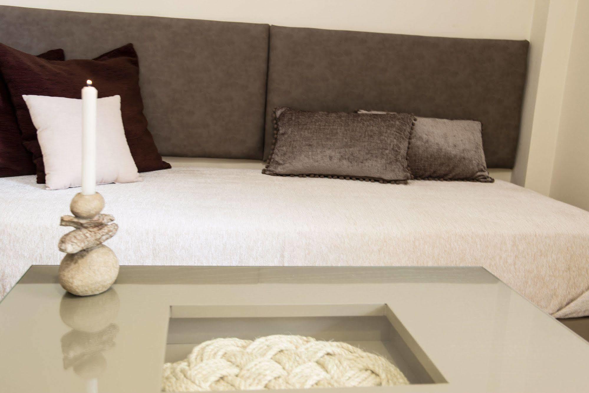 Dina Apartments Razata ภายนอก รูปภาพ